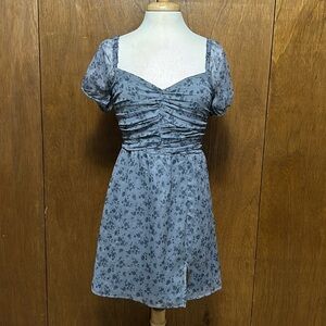 Hollister dress size medium